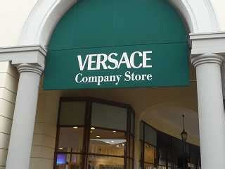 Versace Company Store Outlet, Noventa Di Piave Designer 